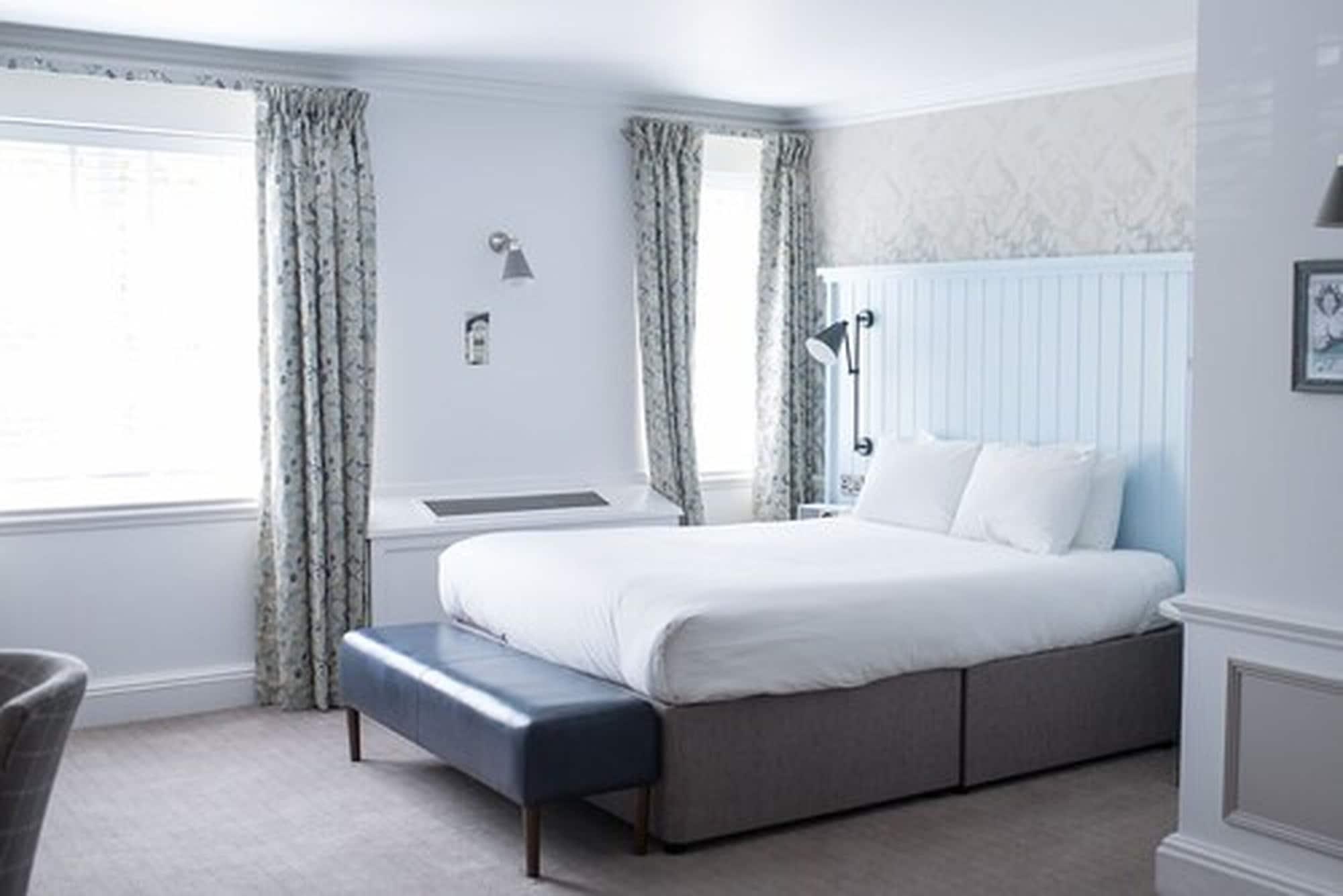 Solent Hotel And Spa Фархэм Экстерьер фото
