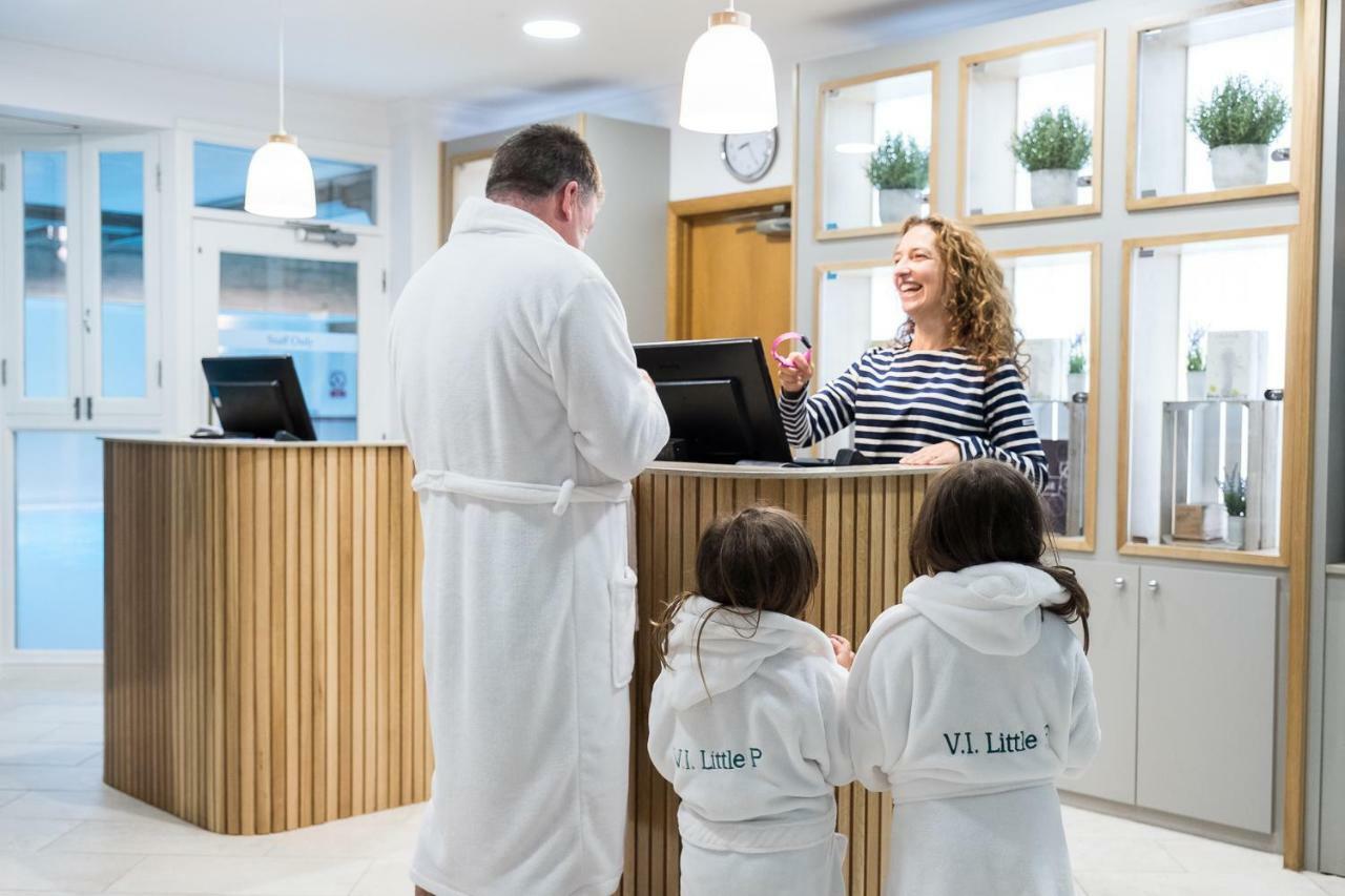 Solent Hotel And Spa Фархэм Экстерьер фото